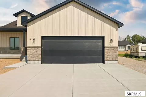 Exterior - 32 N Hemlock Ln, Rigby, ID 83442 photo 2 of 7