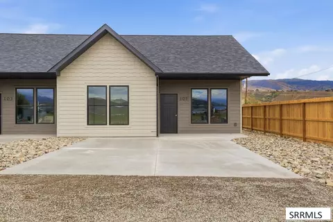Exterior - 101 103 Everly St, Salmon, ID 83467 photo 2 of 10
