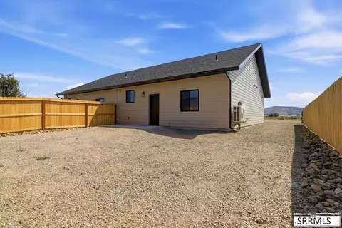 Exterior - 101 103 Everly St, Salmon, ID 83467 photo 7 of 10