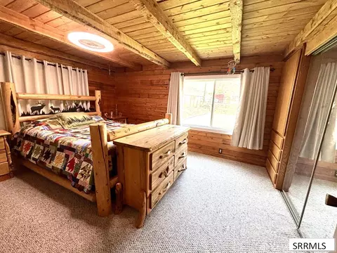 Bedroom - 113 Willowtree Dr, Salmon, ID 83467 photo 1 of 3