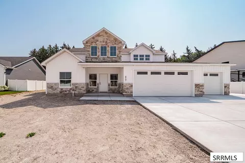 617 Boxwood Dr, Idaho Falls, ID 83402