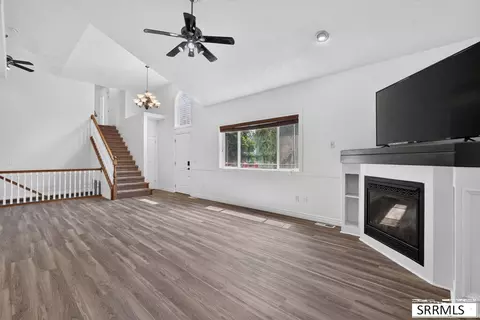 Living - 4821 E 150 N, Rigby, ID 83442 photo 3 of 3