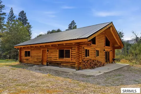 Exterior - 5 Delaney Ln, North Fork, ID 83466 photo 3 of 12