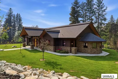 Exterior - 5 Delaney Ln, North Fork, ID 83466 photo 7 of 12