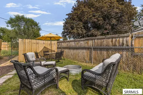 Exterior - 405 1st W, Ririe, ID 83443 photo 5 of 9