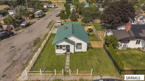 View/Area - 405 1st W, Ririe, ID 83443 photo 2 of 7