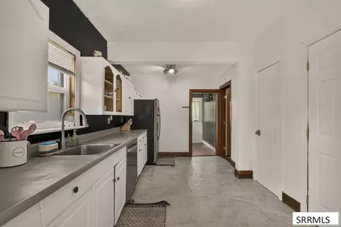 Entry Way - 405 1st W, Ririe, ID 83443 photo 1 of 1