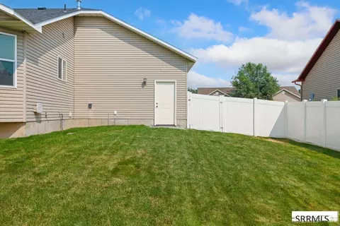 Exterior - 493 N 4th W, Rigby, ID 83442 photo 5 of 7