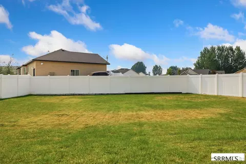 Exterior - 493 N 4th W, Rigby, ID 83442 photo 6 of 7