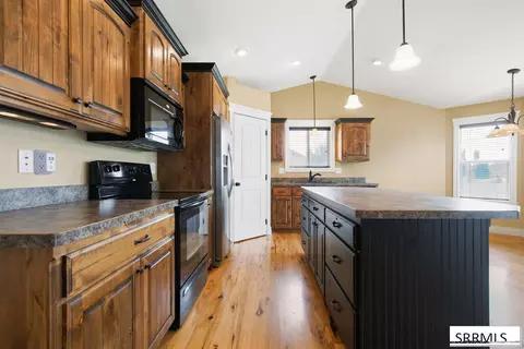 Kitchen - 493 N 4th W, Rigby, ID 83442 photo 2 of 4