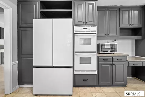 Kitchen - 320 Yale Ave, Rexburg, ID 83440 photo 4 of 4