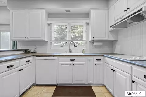 Kitchen - 320 Yale Ave, Rexburg, ID 83440 photo 2 of 4