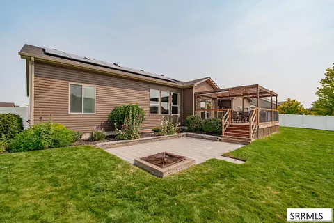 Exterior - 5100 E Nelson Dr, Iona, ID 83427 photo 11 of 18