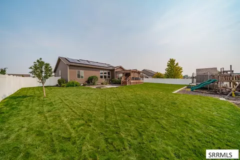 Exterior - 5100 E Nelson Dr, Iona, ID 83427 photo 10 of 18