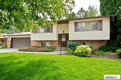 2323 Westcliff Dr, Idaho Falls, ID 83402
