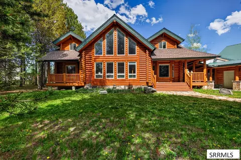 4199 Two Top Rd, Island Park, ID 83429