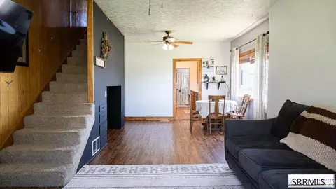 Entry Way - 660 N 550 E, Firth, ID 83236 photo 1 of 2