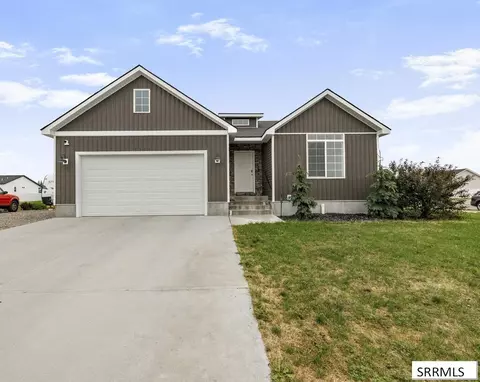 3916 Hemingway Ave, Idaho Falls, ID 83401