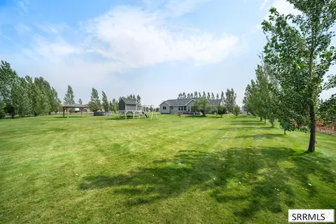 Exterior - 4041 E 235 N, Rigby, ID 83442 photo 10 of 11