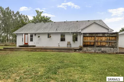 Exterior - 235 N 4135 E, Rigby, ID 83442 photo 2 of 8