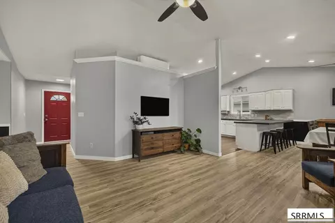 Entry Way - 235 N 4135 E, Rigby, ID 83442 photo 2 of 2