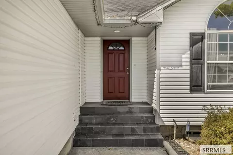 Entry Way - 235 N 4135 E, Rigby, ID 83442 photo 1 of 2