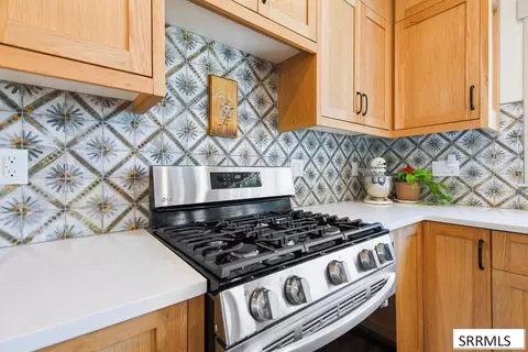 Kitchen - 3953 E 460 N, Rigby, ID 83442 photo 5 of 10