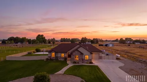 284 N 465 W, Blackfoot, ID 83221