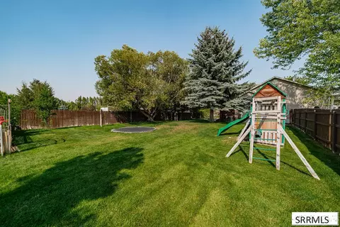 Exterior - 4055 E 356 N, Rigby, ID 83442 photo 9 of 15