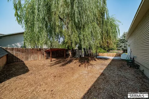 Exterior - 4055 E 356 N, Rigby, ID 83442 photo 12 of 15
