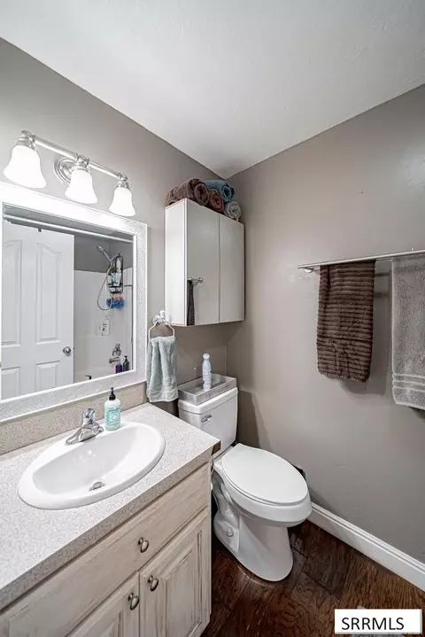 Bath - 4055 E 356 N, Rigby, ID 83442 photo 4 of 5