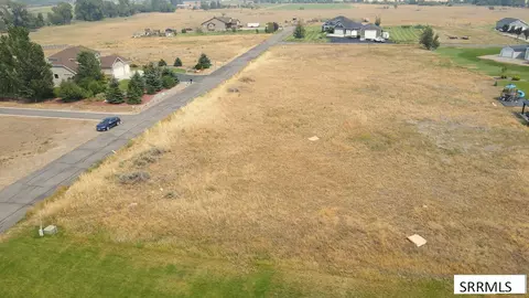 2912 Hackamore Dr, St Anthony, ID 83445 photo 2