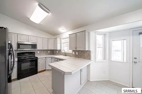 Kitchen - 191 N 3990 E, Rigby, ID 83442 photo 1 of 7