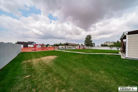 Exterior - 191 N 3990 E, Rigby, ID 83442 photo 8 of 13