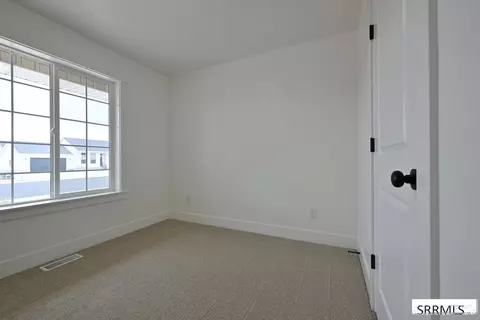 Bedroom - 3059 Elixir Rd, Ammon, ID 83406 photo 2 of 3