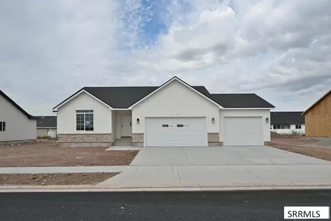 6133 Willow Oak Ln, Idaho Falls, ID 83401