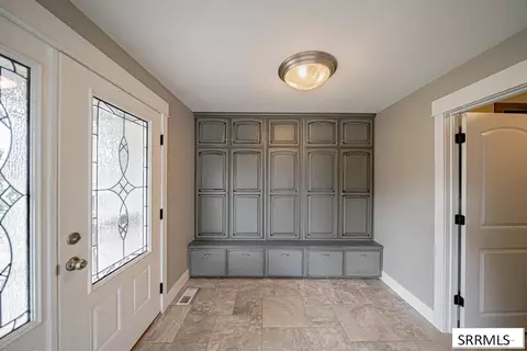 Entry Way - 402 S 1100 W, Pingree, ID 83262 photo 1 of 5