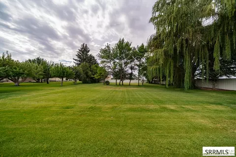Exterior - 402 S 1100 W, Pingree, ID 83262 photo 14 of 19
