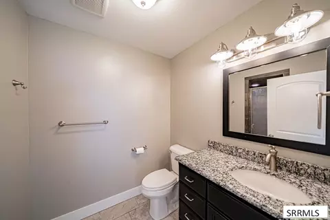 Bath - 402 S 1100 W, Pingree, ID 83262 photo 5 of 14