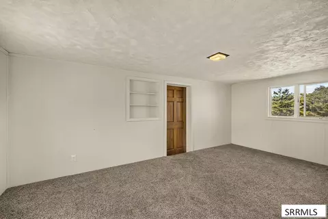 Bedroom - 3148 E 600 N, Menan, ID 83434 photo 3 of 6