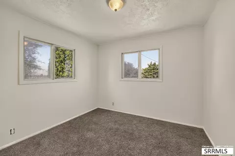 Bedroom - 3148 E 600 N, Menan, ID 83434 photo 2 of 6