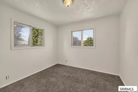 Bedroom - 3148 E 600 N, Menan, ID 83434 photo 1 of 6