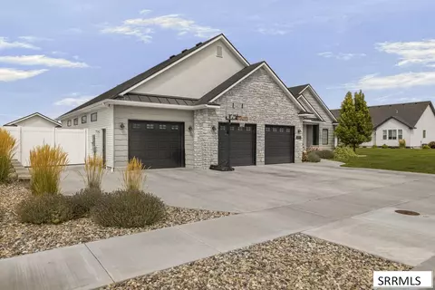 Exterior - 3873 E Pond View Dr, Ammon, ID 83406 photo 4 of 11