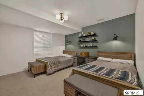Bedroom - 3873 E Pond View Dr, Ammon, ID 83406 photo 6 of 8