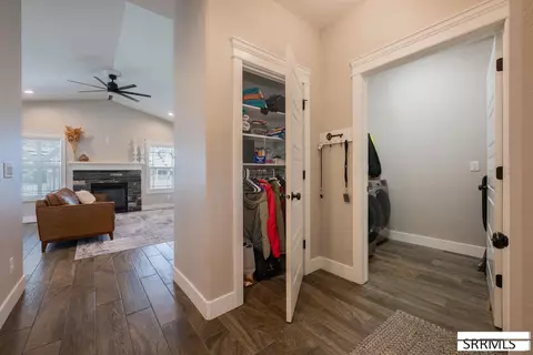 Entry Way - 1102 Diamond Dr, Ammon, ID 83406 photo 4 of 4
