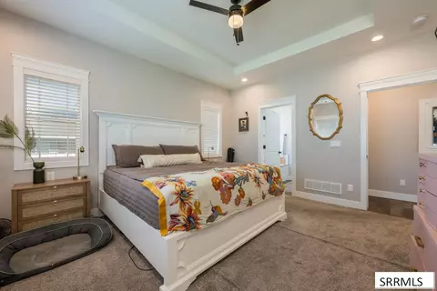 Bedroom - 1102 Diamond Dr, Ammon, ID 83406 photo 2 of 5