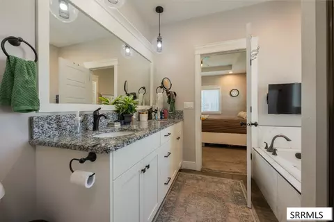 Bath - 1102 Diamond Dr, Ammon, ID 83406 photo 1 of 4