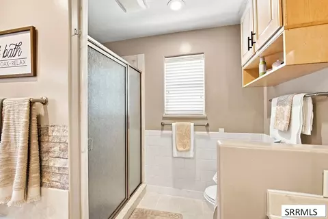 Bath - 3939 154 N, Rigby, ID 83442 photo 4 of 10