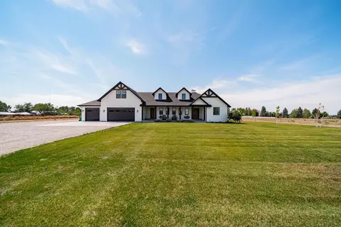 Exterior - 307 N 4200 E, Rigby, ID 83442 photo 2 of 8