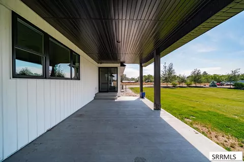 Exterior - 307 N 4200 E, Rigby, ID 83442 photo 8 of 8